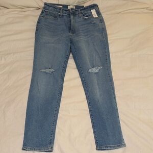 Universal Thread Blue Straight Leg Jeans